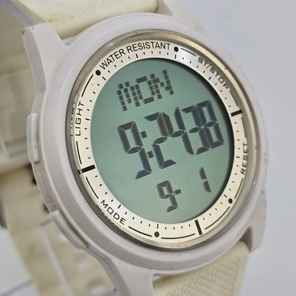 Beeasy AW02 Men's Ultra Slim Digital Watch 44MM White Plastic Bands New‎ Battery